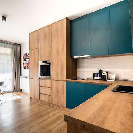 Paradise Luxury Apartament *
