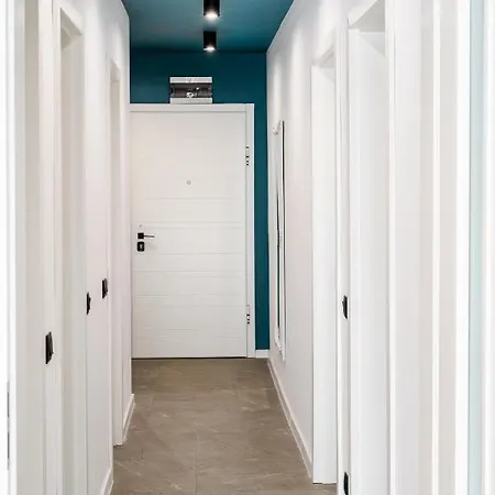 Paradise Luxury Apartament *